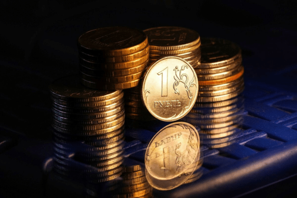 Изменения денежно‑кредитной политики и инфляции